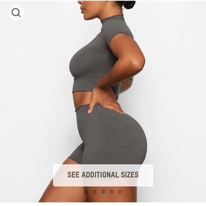 SKIMS RAW EDGE SHORT